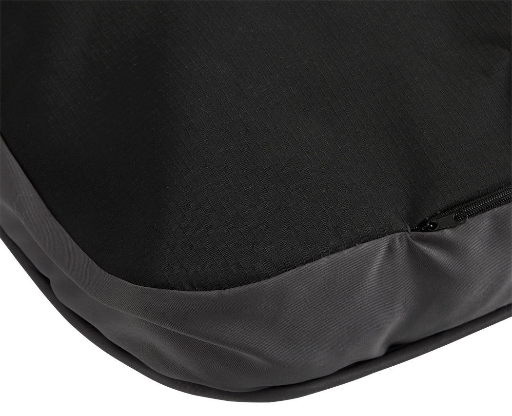 Dover Dog Barn Bed Cover