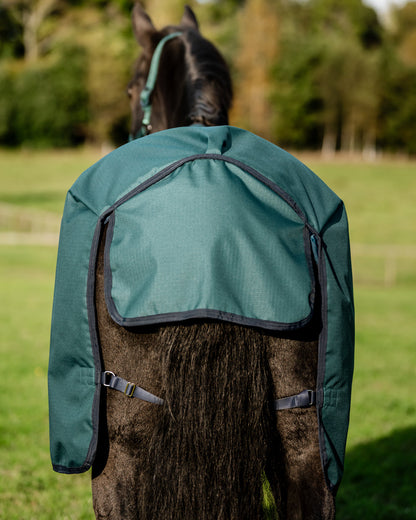 Horseware Ireland Amigo Ripstop 900D 200 Gram Standard Neck Turnout–Seasonal Color