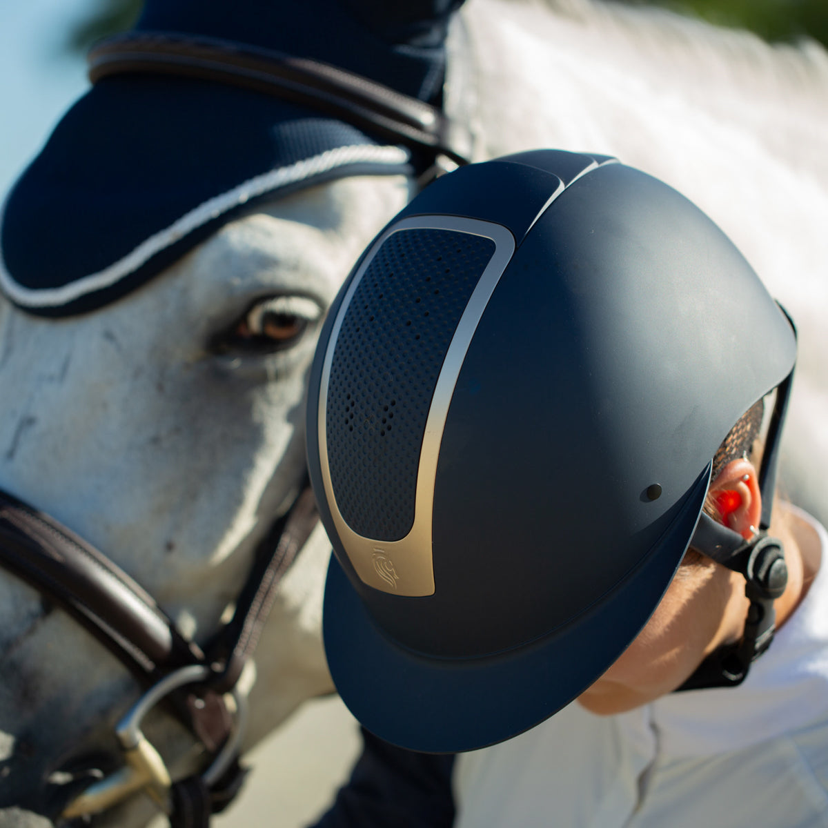 EQ Crown MIPS? Riding Helmet